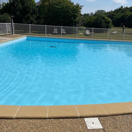 Studio Côté piscine Équemauville Exterior foto